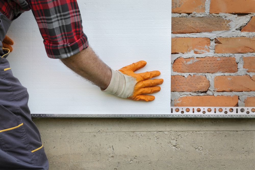 NVQ DIPLOMA IN BUILDING MAINTENANCE MULTI-TRADE REPAIR AND REFURBISHMENT