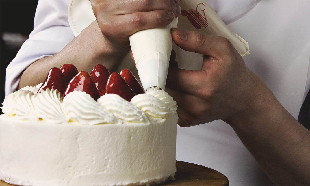 Cake Decorating Expert Course