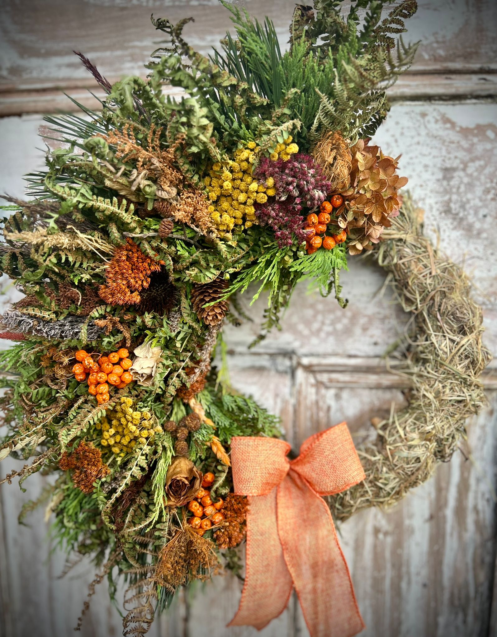 Make a beautiful Autumnal wreath 