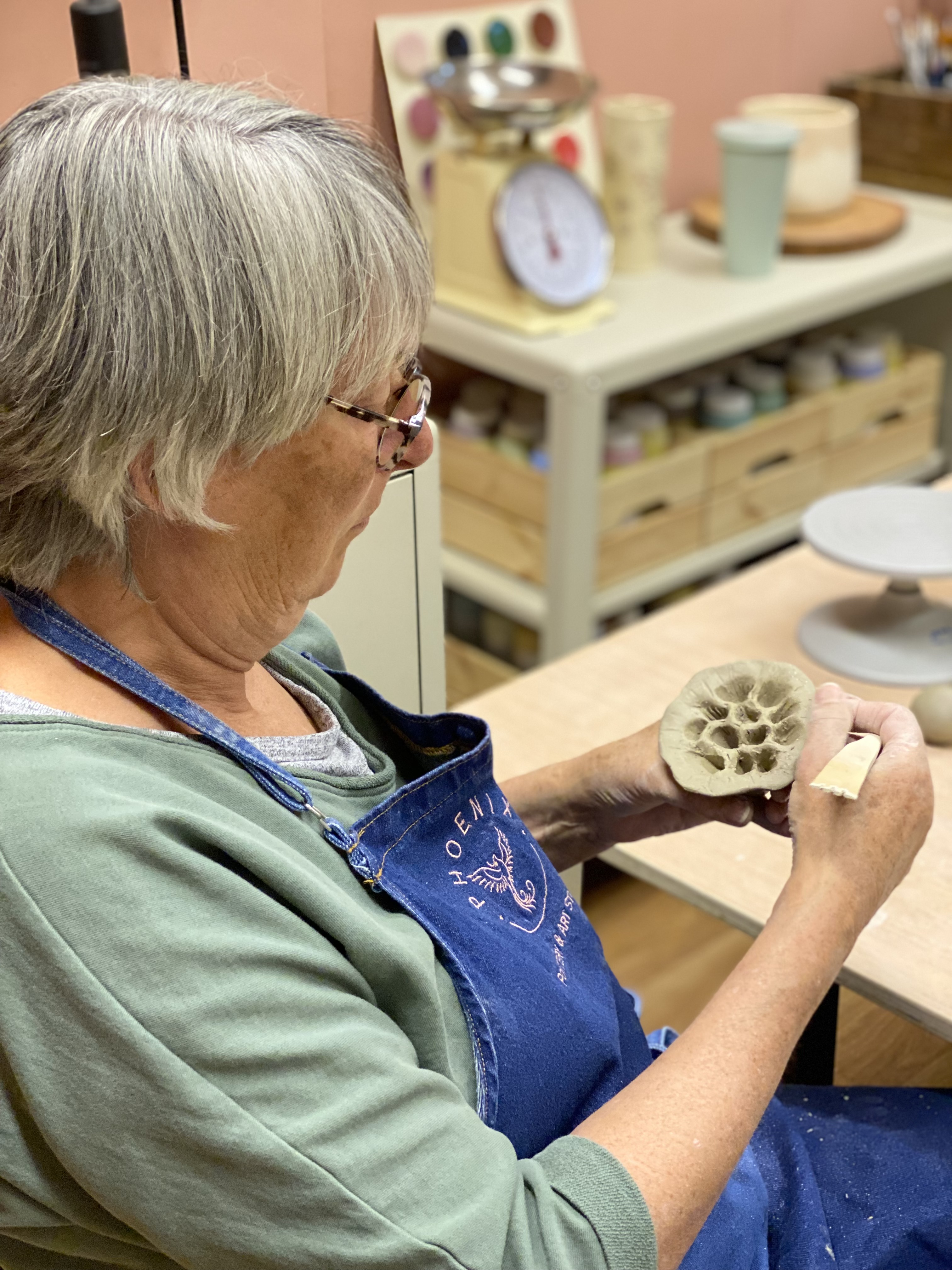 Garden Art ceramic seed heads 