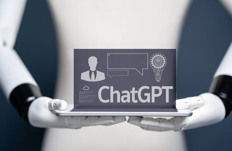 Beginner Crash Course on ChatGPT