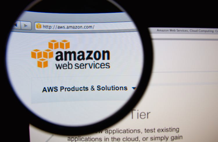 Amazon Web Services (AWS)