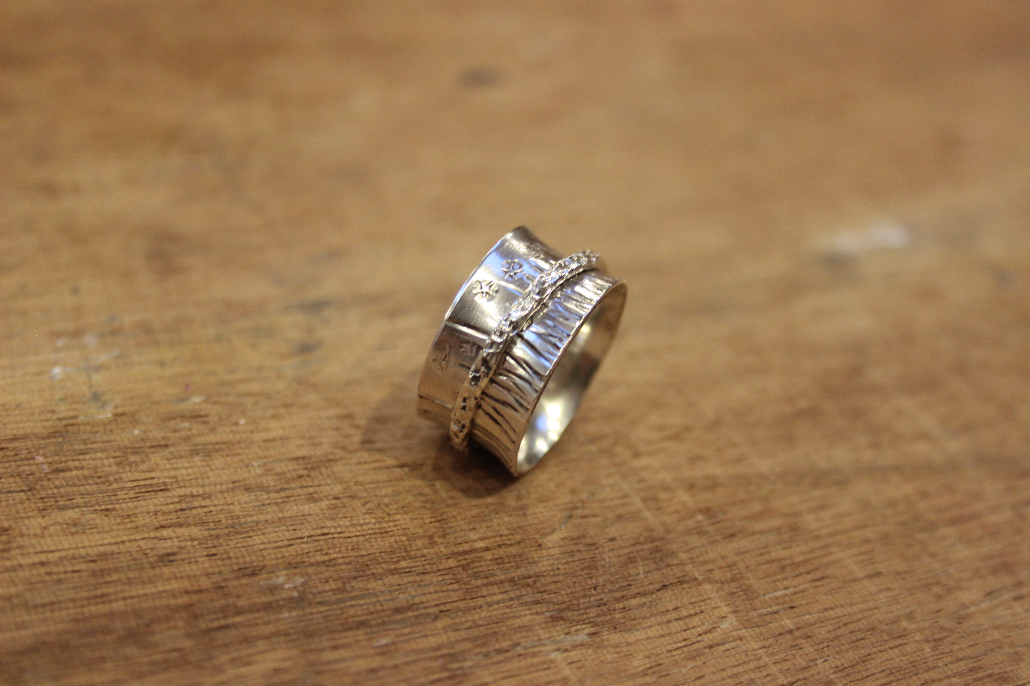 Tibetan meditation spinner ring