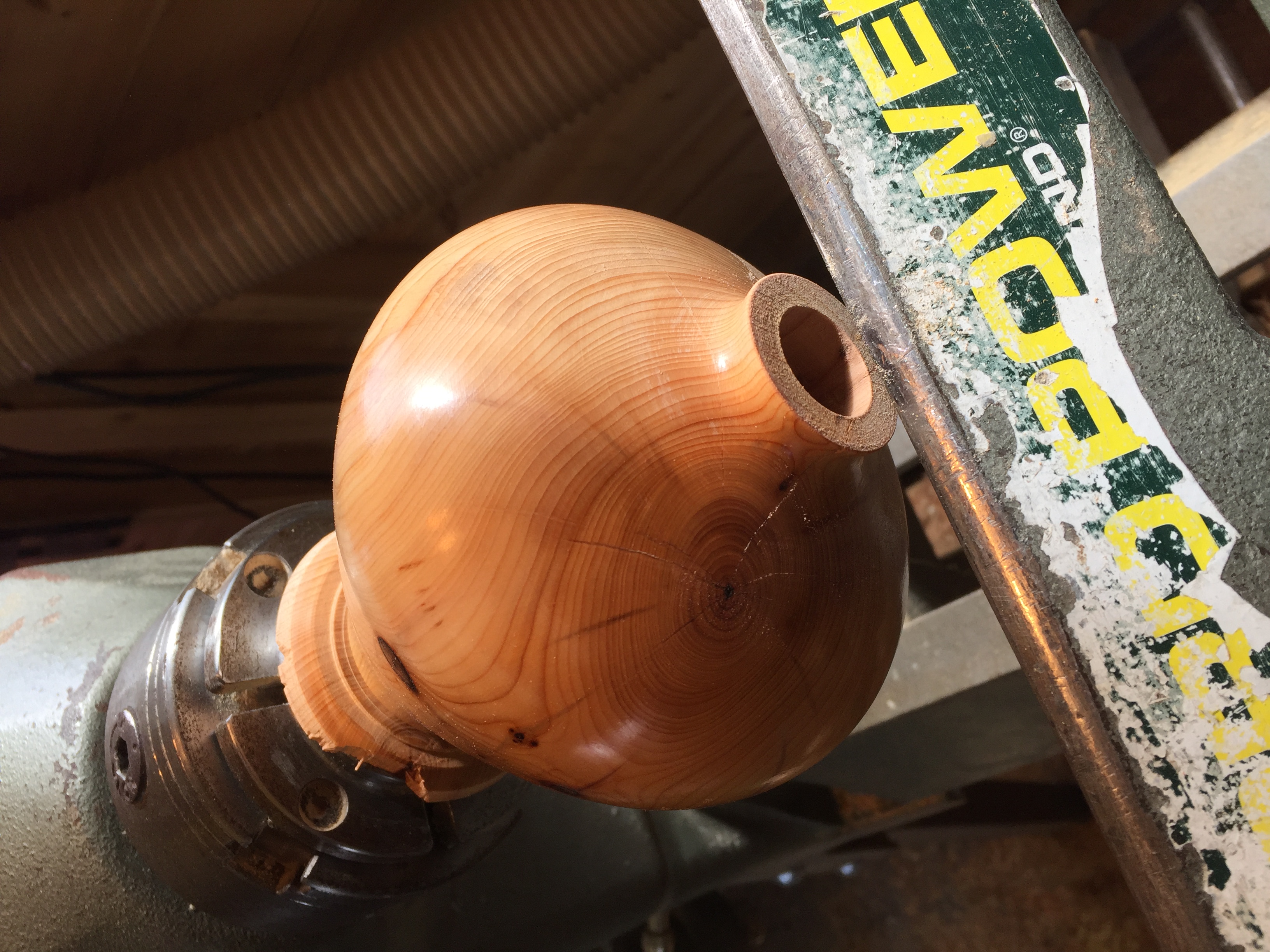 Beginners 1-day 1-2-1 woodturning workshop for 1 person