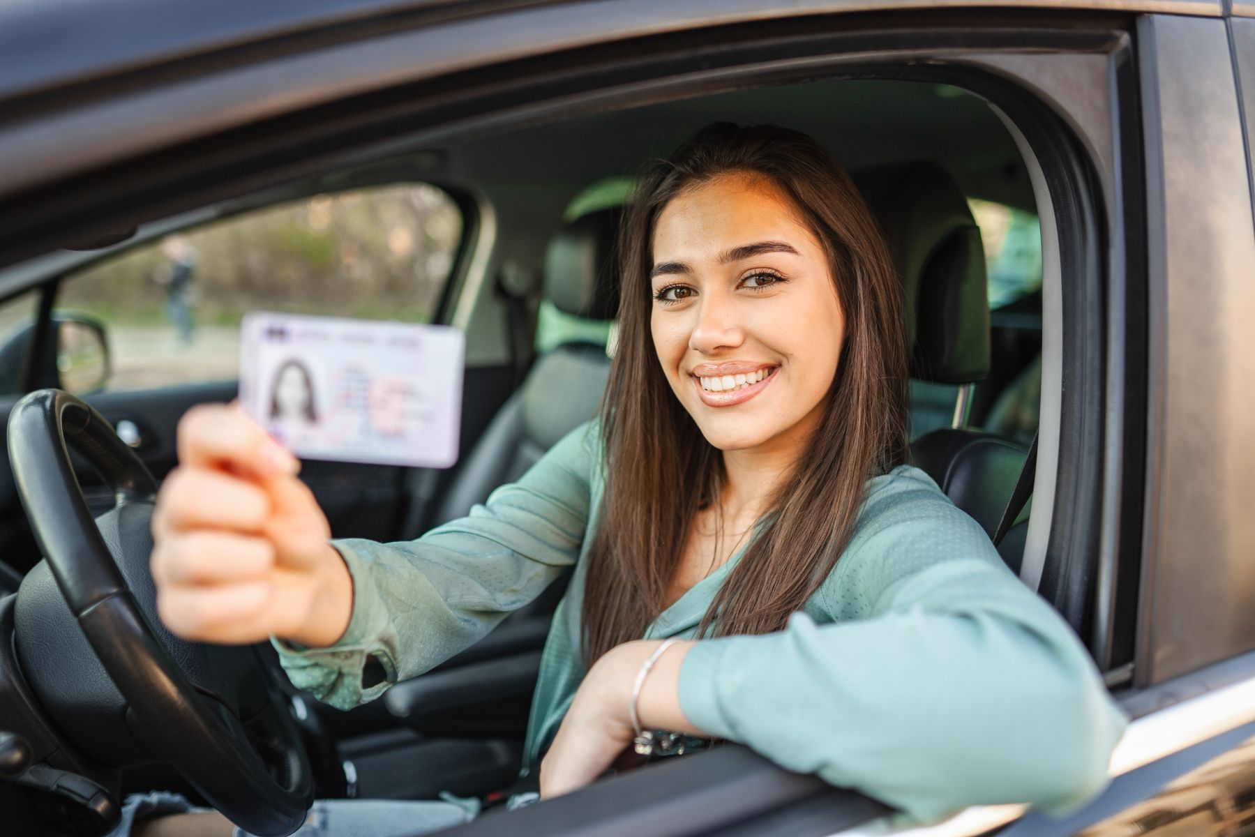 Female automatic driving lessons