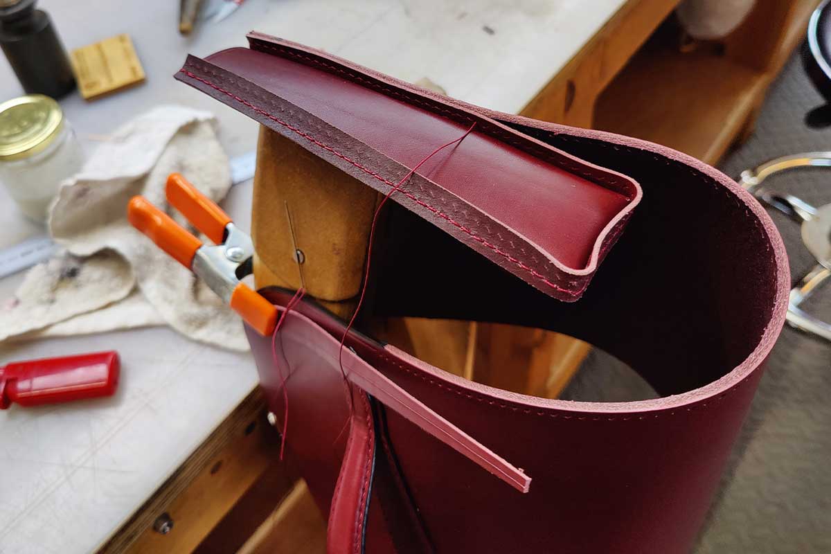 LEATHER BAG MAKING CLASS – MAKE YOUR OWN HAND STITCHED BAG
