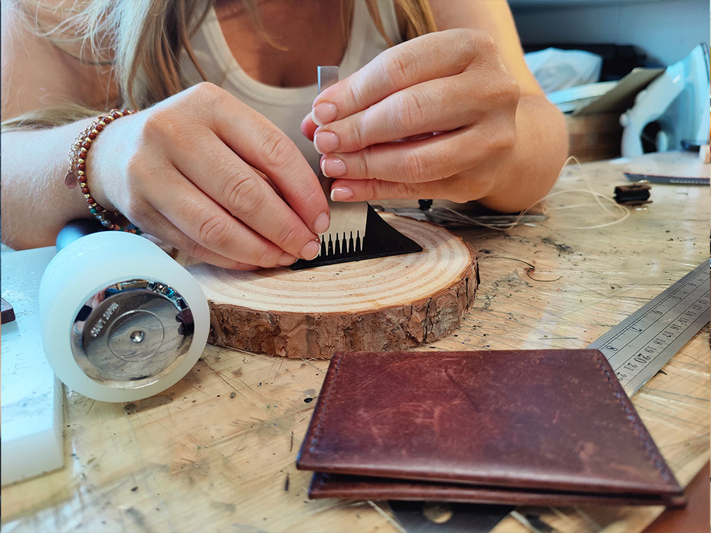 LEATHER CRAFT WORKSHOP: MAKE YOUR OWN HAND SEWN LEATHER ITEM