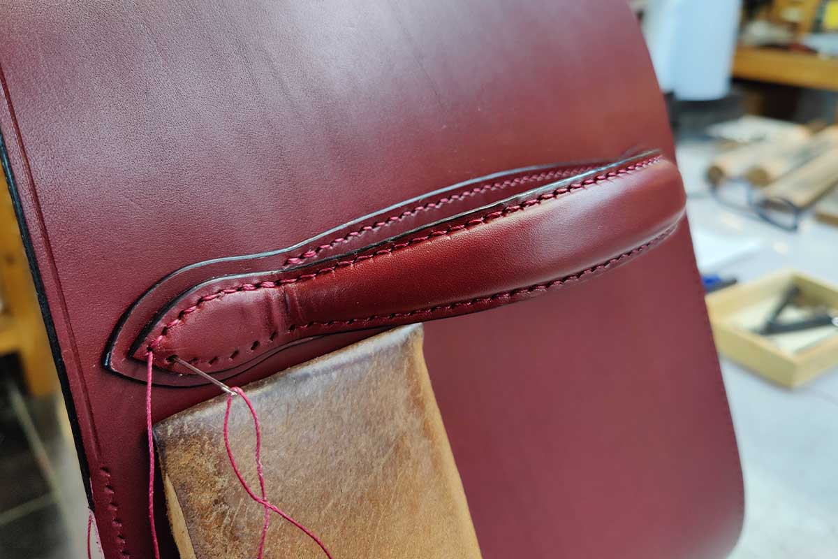 LEATHER BAG MAKING CLASS – MAKE YOUR OWN HAND STITCHED BAG
