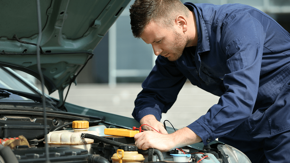 Licensed Vehicle Service Technician Course (LVST)