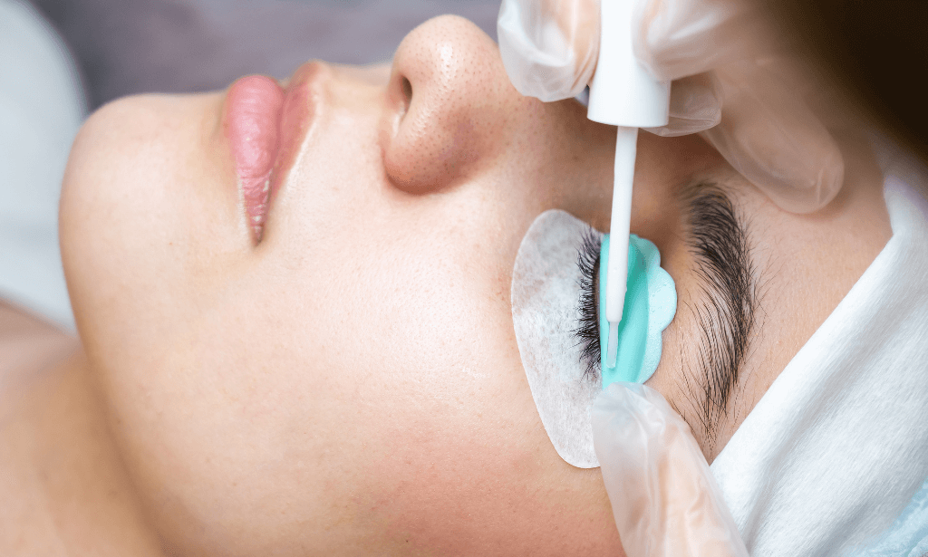 Lash Lift Course - Perming, Lifting & Tinting