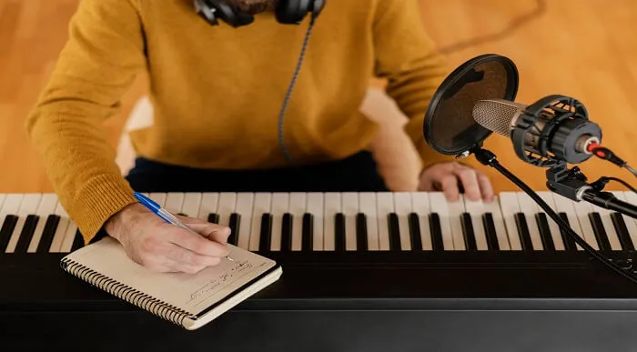 Music Composition with the Piano: Ultimate Keyboard Theory for Beginners