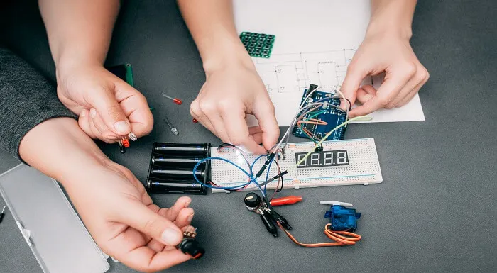 Auto Power Off Circuit for Microcontrollers: Save Power Program