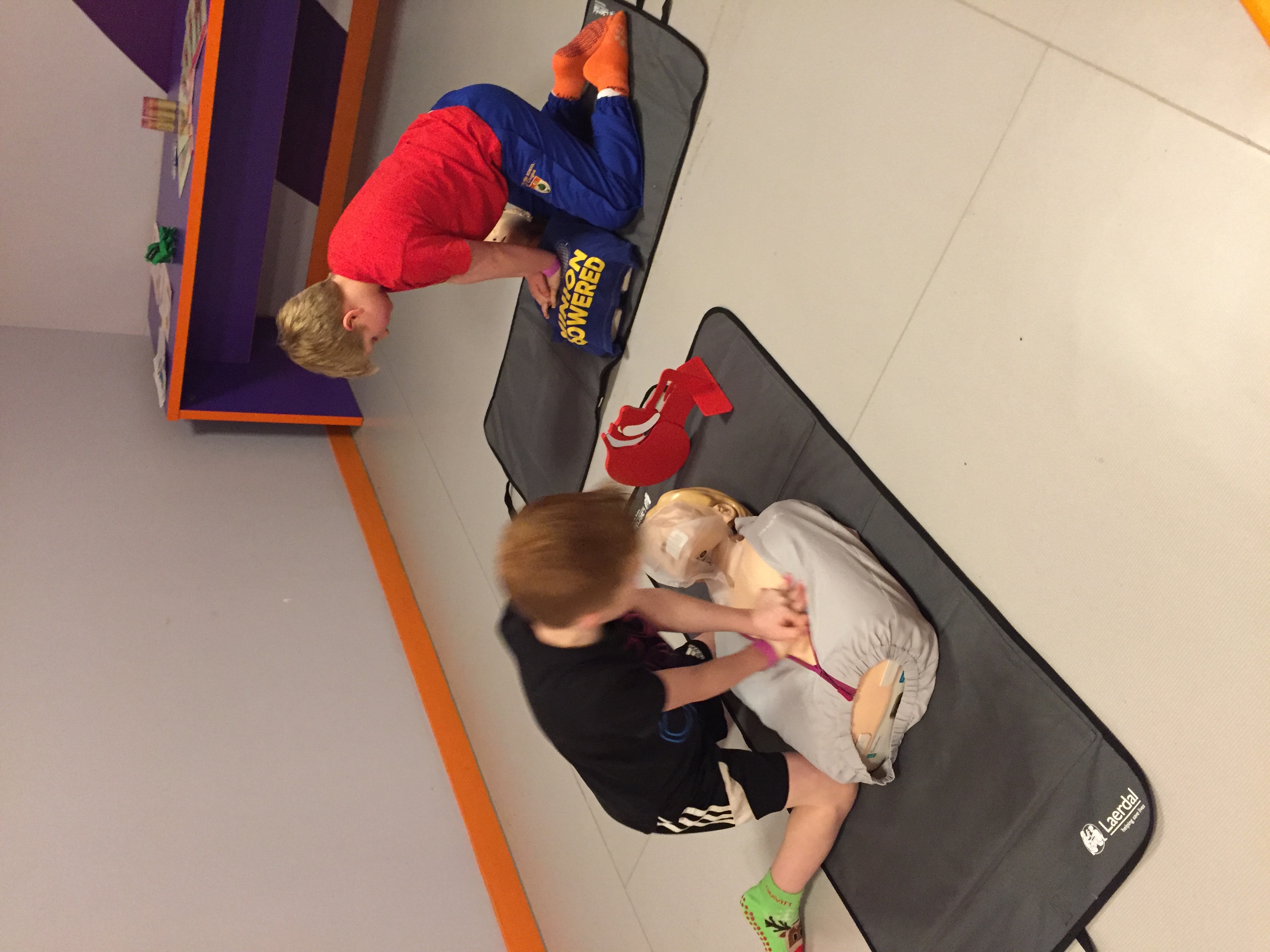 MINI MEDICS - First Aid For Children
