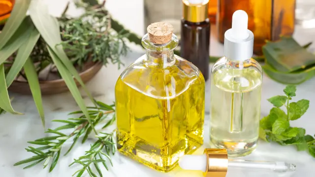 Essential Oils and Aromatherapy Course