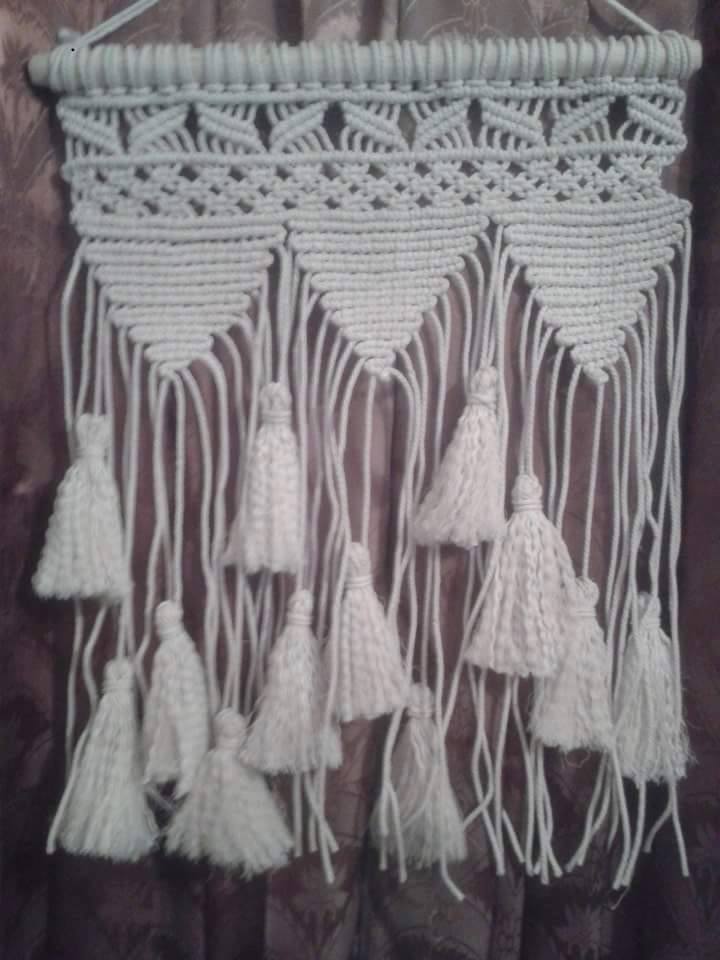 LEARN TO MAKE A MACRAME WALLMAT