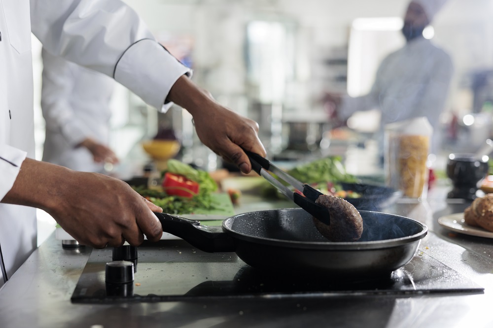 Mastering British Cooking: Traditional and Modern Recipes for Food Enthusiasts