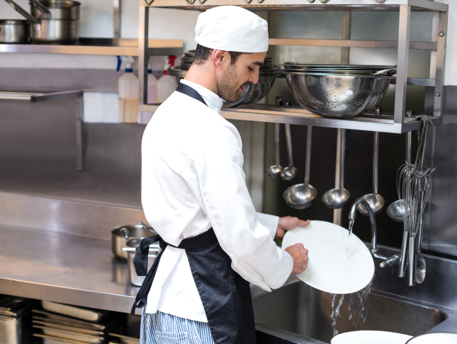 Comprehensive Dishwashing Training and Kitchen Hygiene