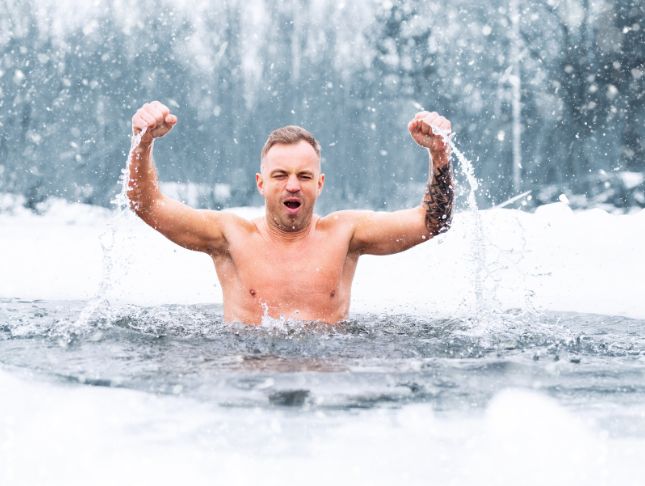 Cold Water Therapy: Benefits and Techniques for Wellness