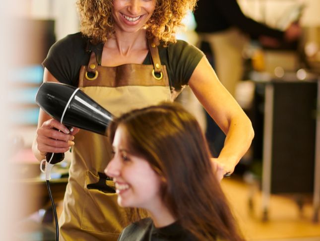 Salon Management Essentials: Running a Successful Beauty Salon