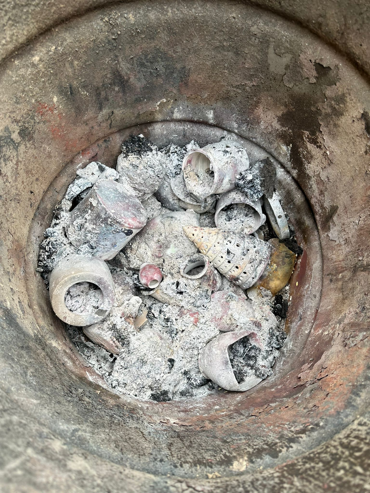 Raku, Saggar, Barrel & Horsehair  Firing Workshop - FIRST WORKSHOP IS APRIL 5-6TH  2025 - FURTHER  DATES TO BE ANNOUNCED SHORTLY