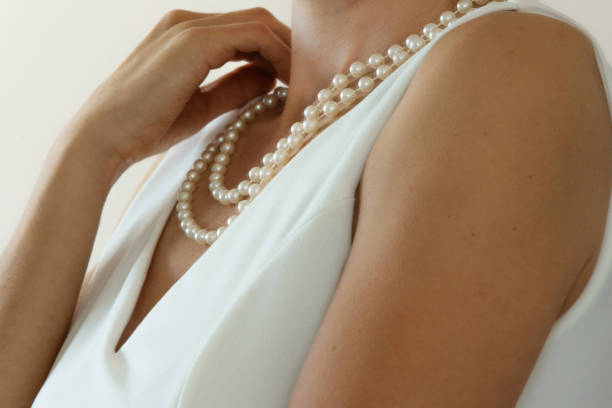 Create Your Own Beautiful Pearl Necklace in One Day!