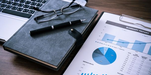 Analysing Financial Statement and Annual Reports