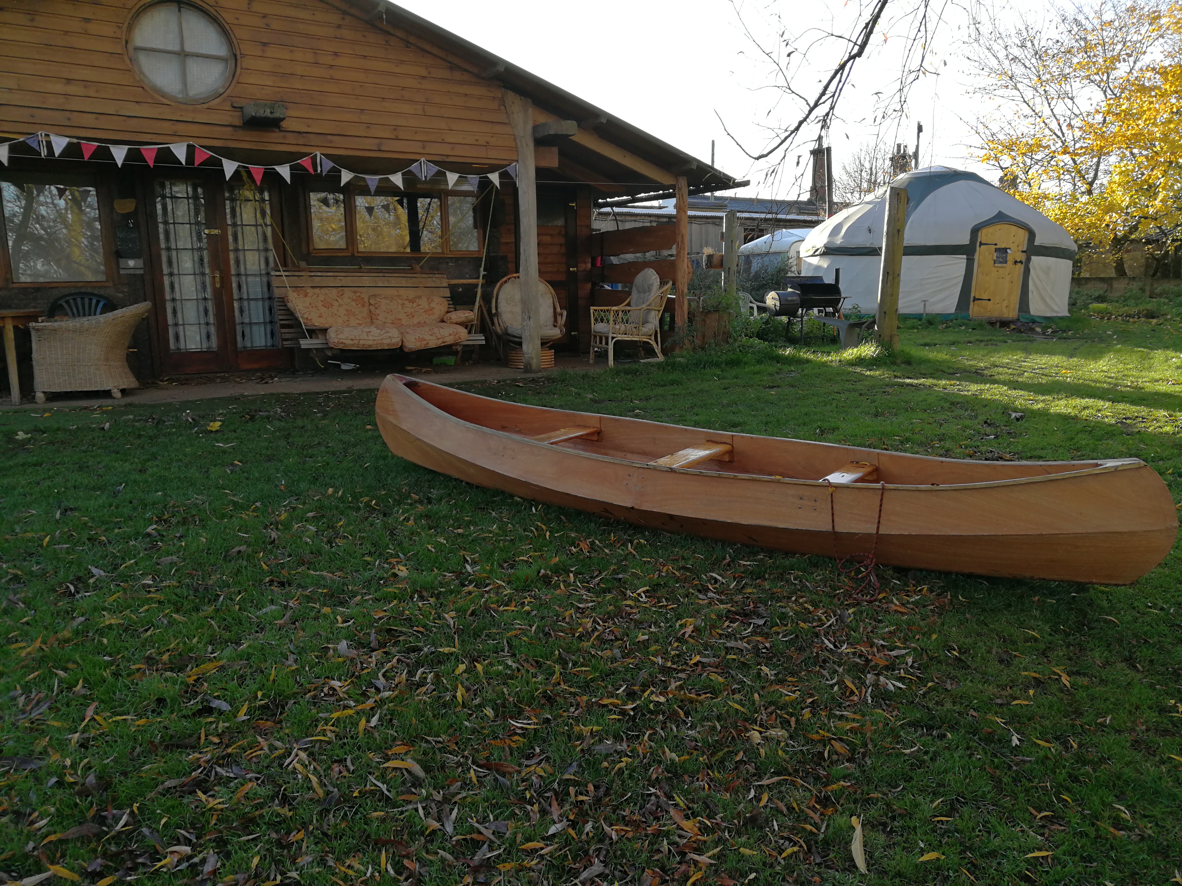 Canoe building course