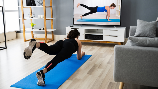 12-Minute Home HIIT Workout: Get Fit & Burn Calories At Home