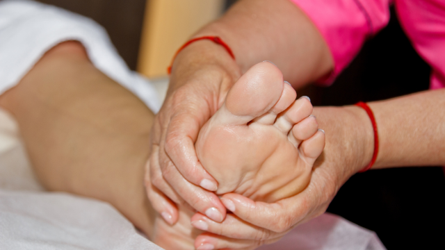 Become an Expert Reflexologist