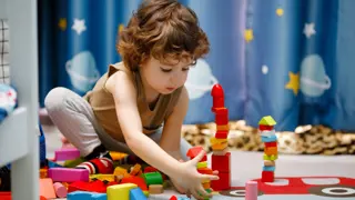 The Economic and Social Advantages of Child Playwork