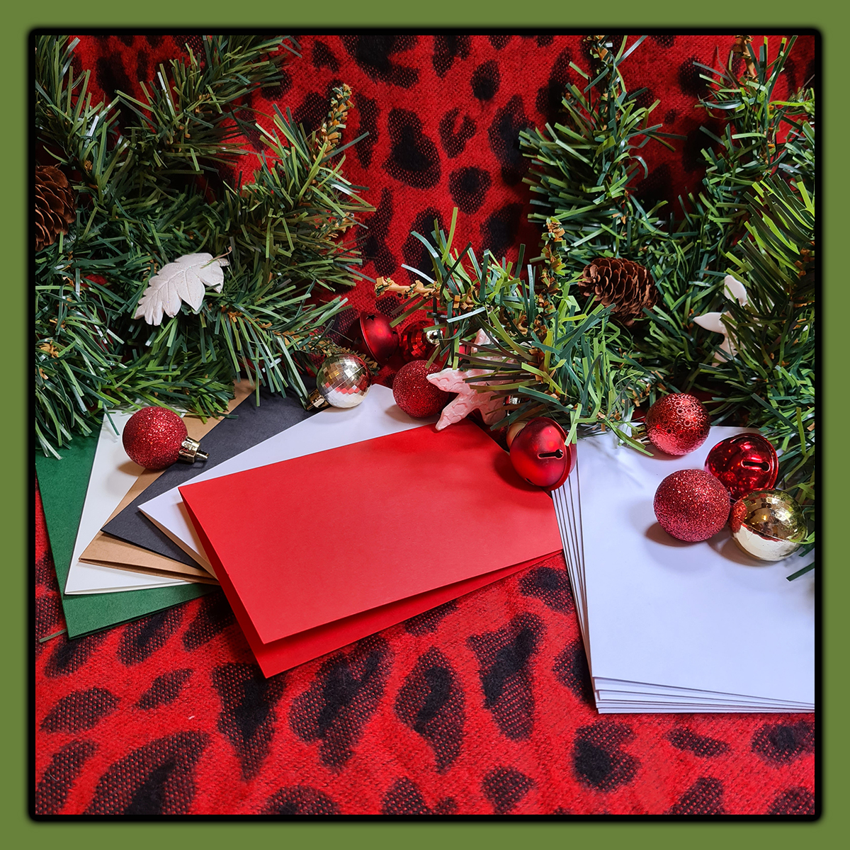 Love Lino: Festive cards and Gift Tags