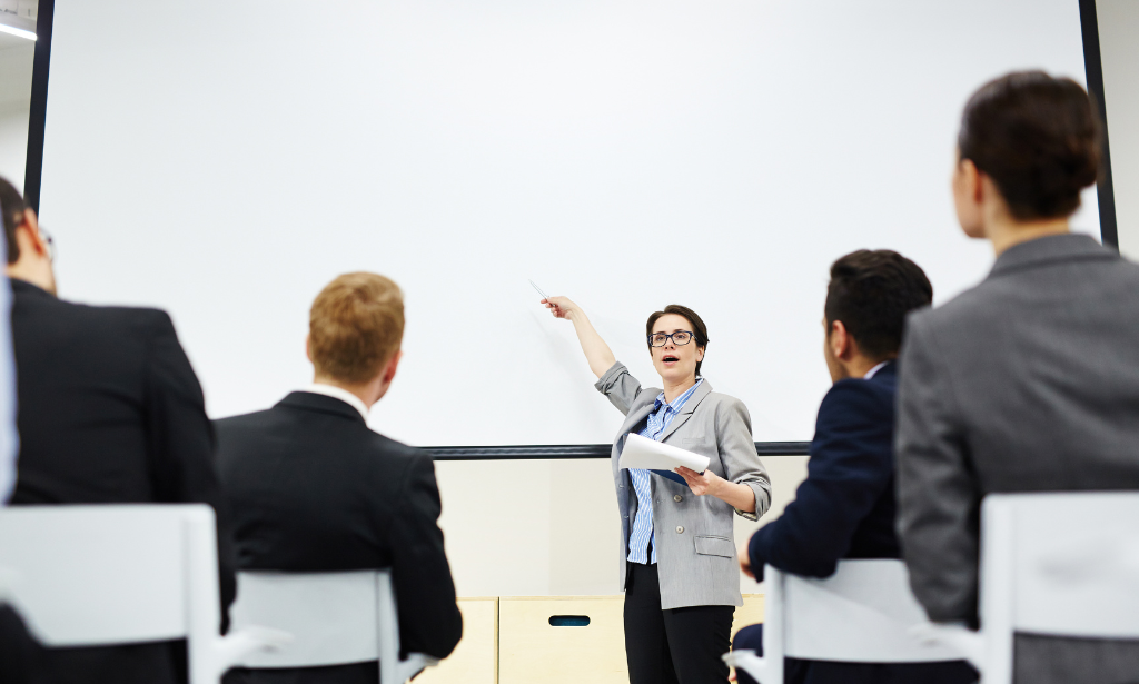 Ace Your Presentations: Public Speaking Masterclass