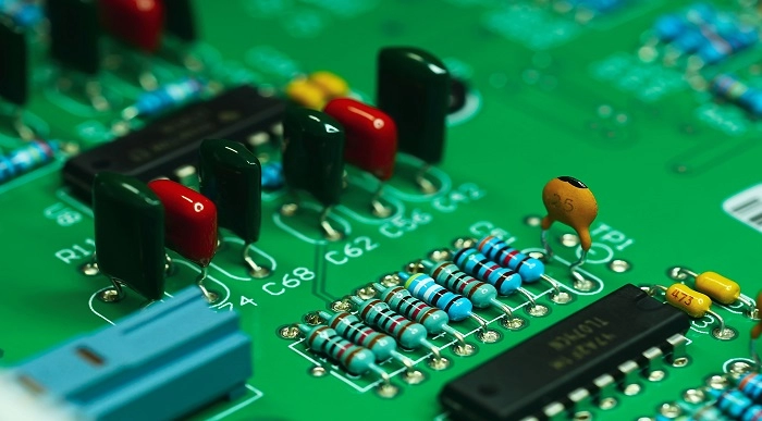 Basic Electricity and DC Circuit Analysis