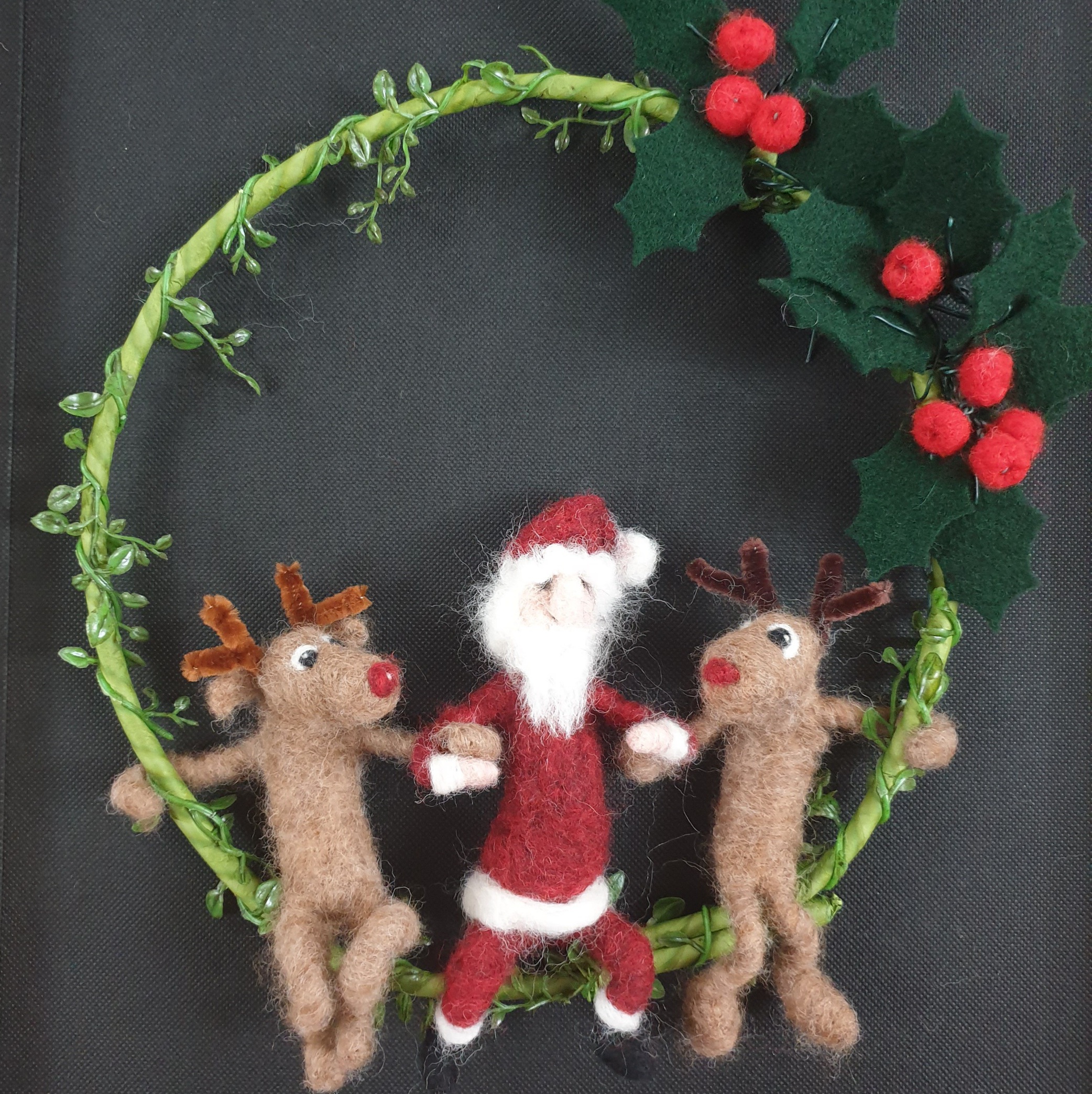 Half-Day Christmas Needlefelt - Somerset