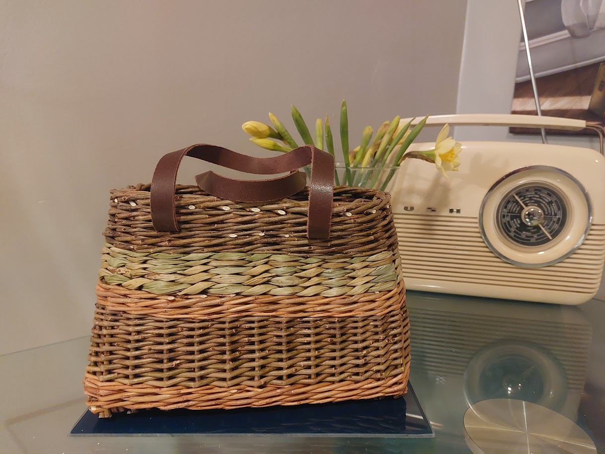 Willow lunch bag/handbag Workshop at Walford Mill Crafts in Wimborne