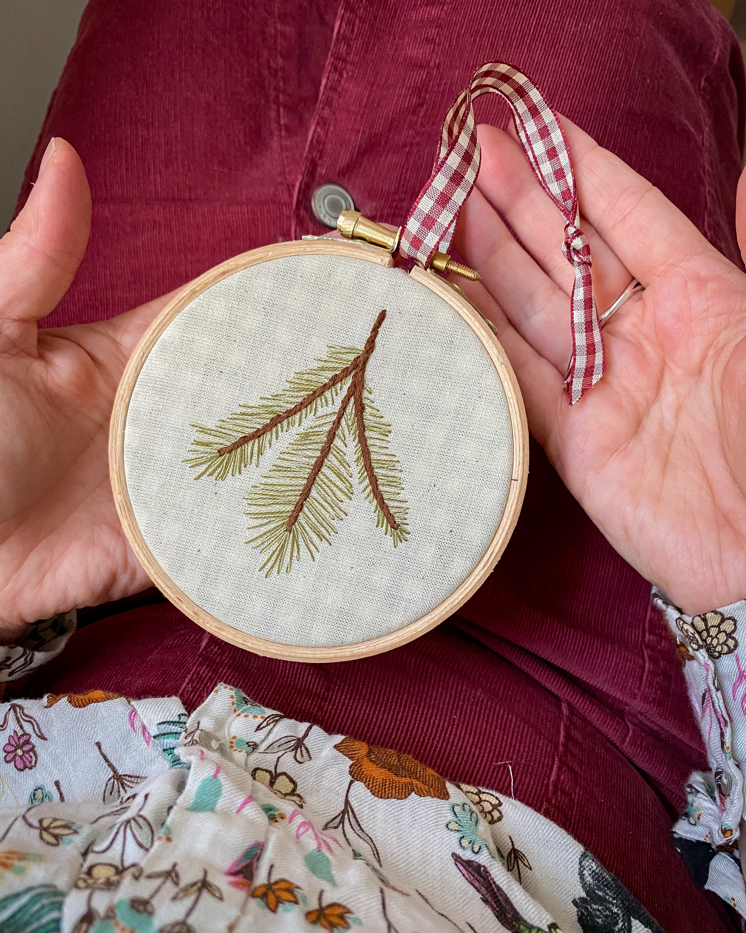 Festive embroidery workshop: Winter Decorations