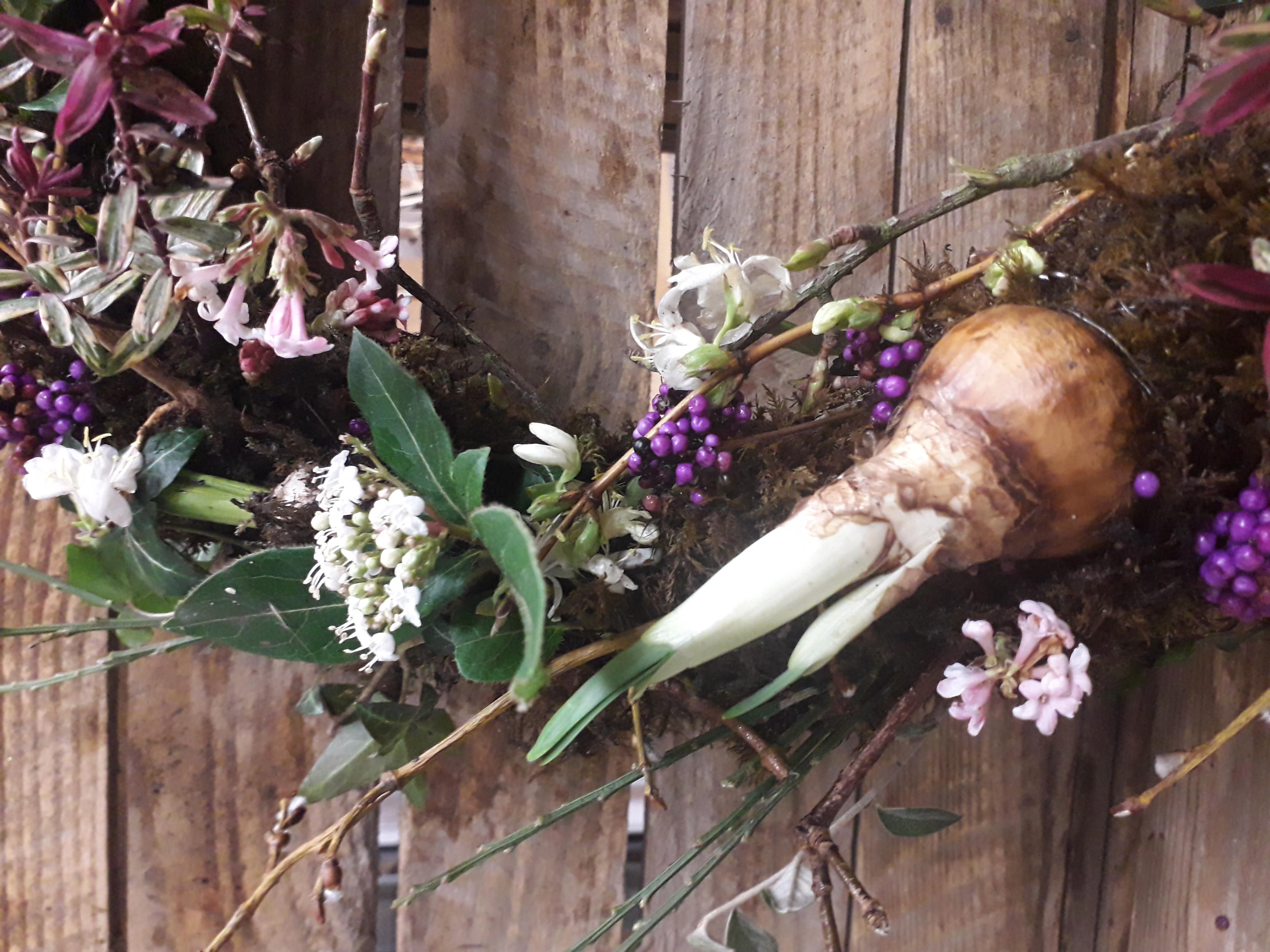 SPRING 'LIVING' WREATH WORKSHOP with Living and Flowering plants