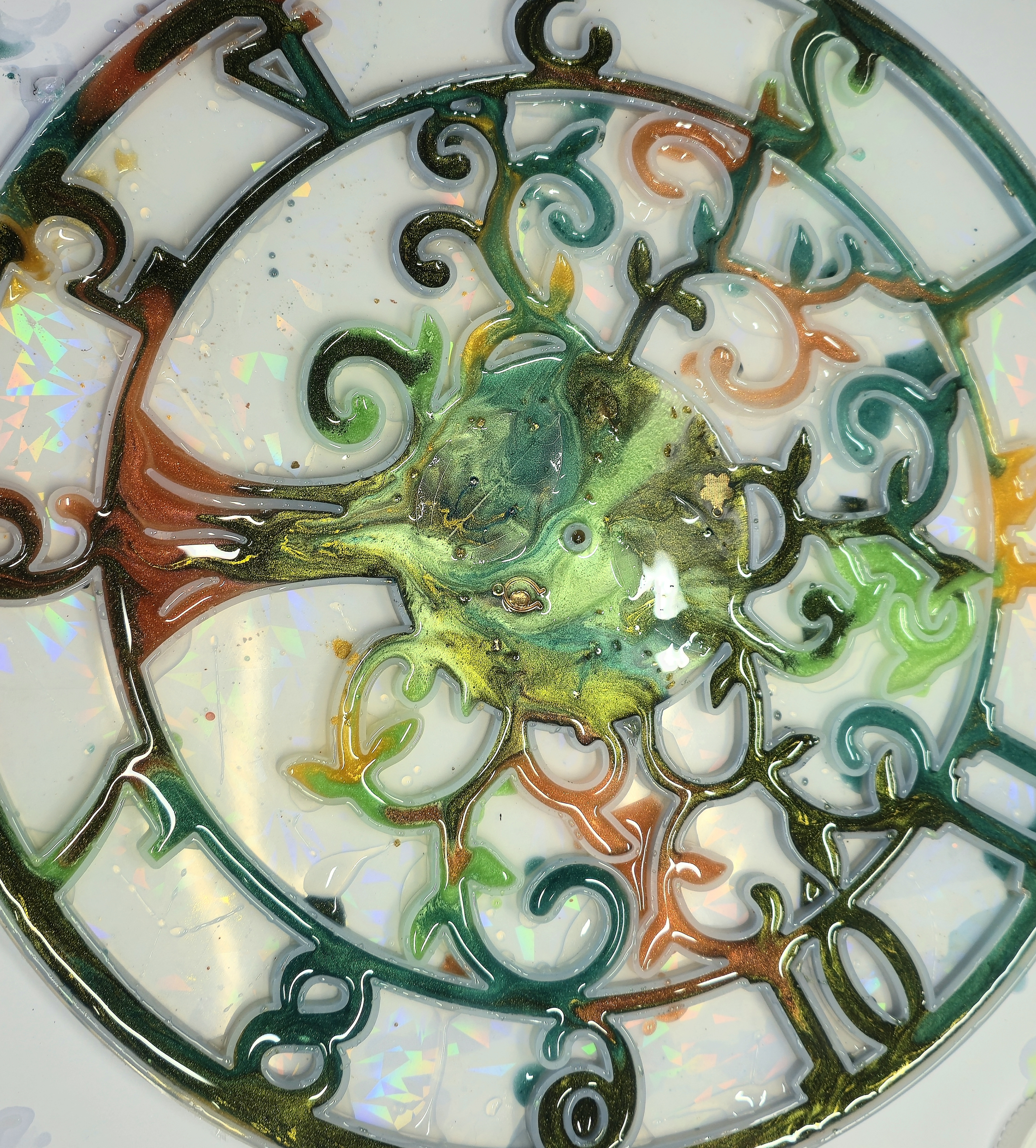 Large tree clock in Resin On -Demand with materials