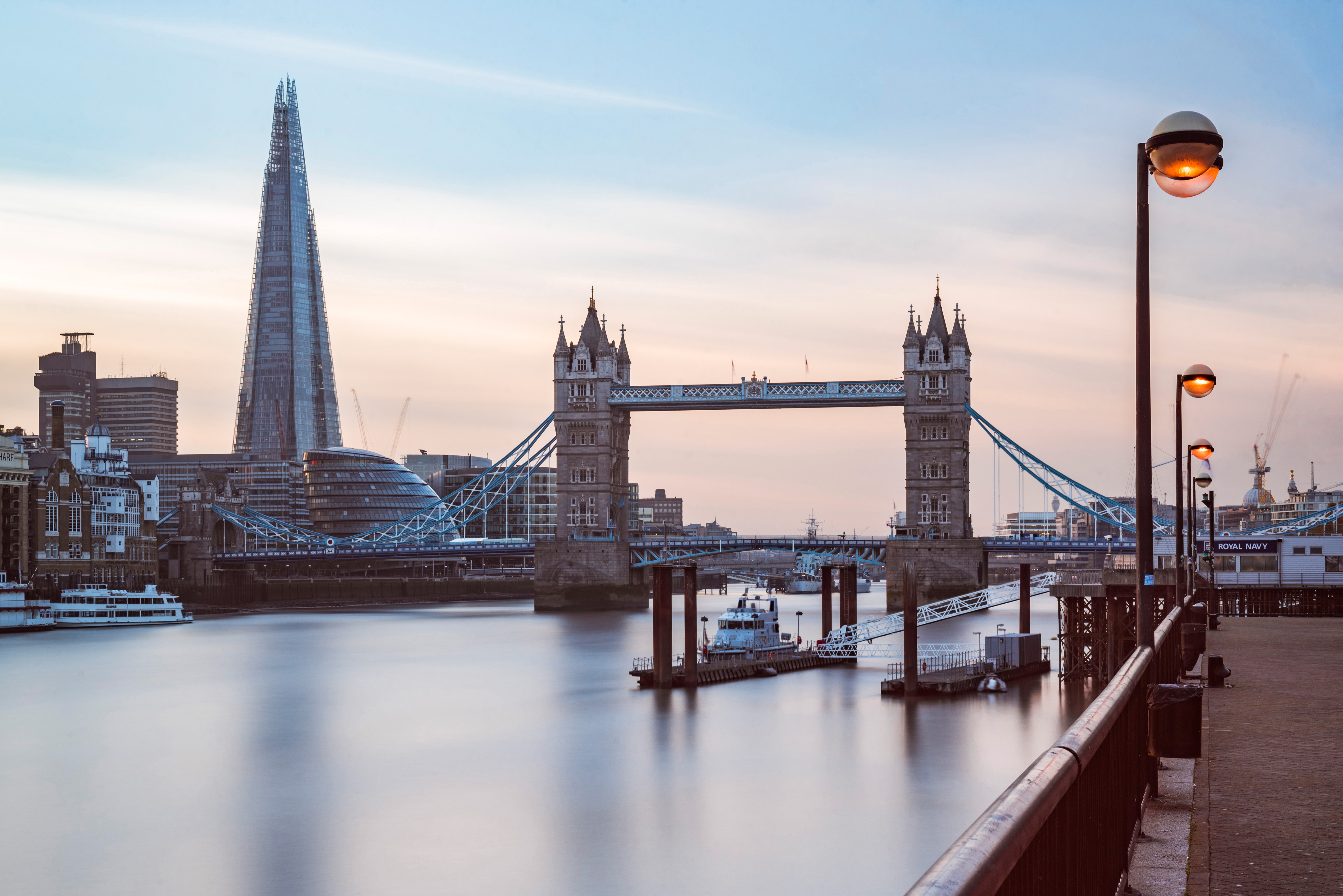 SHUTTER SPEED CREATIVITY: TOWER BRIDGE, LONDON