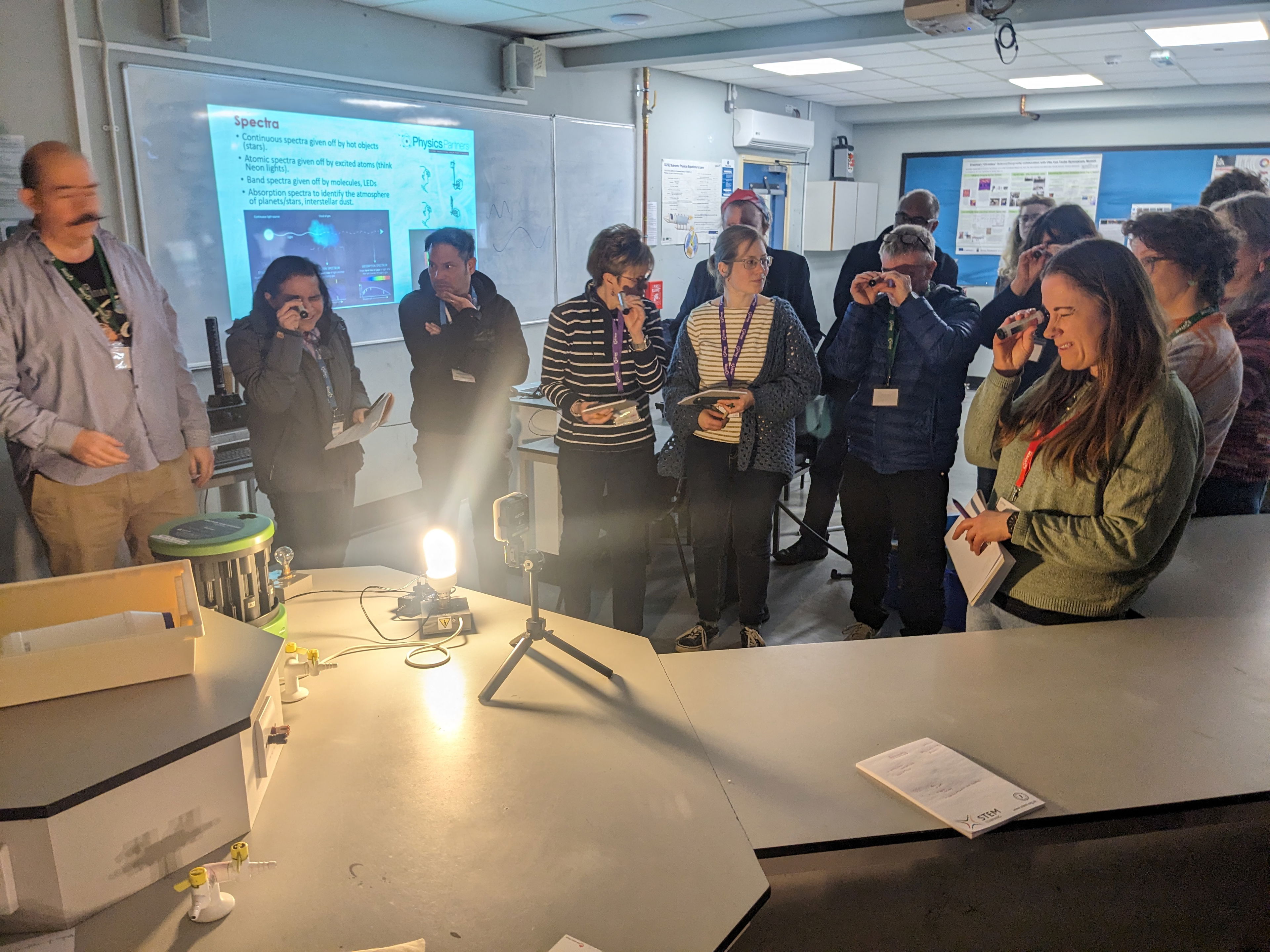 Light and Sound workshop - West Kent Physics Hub