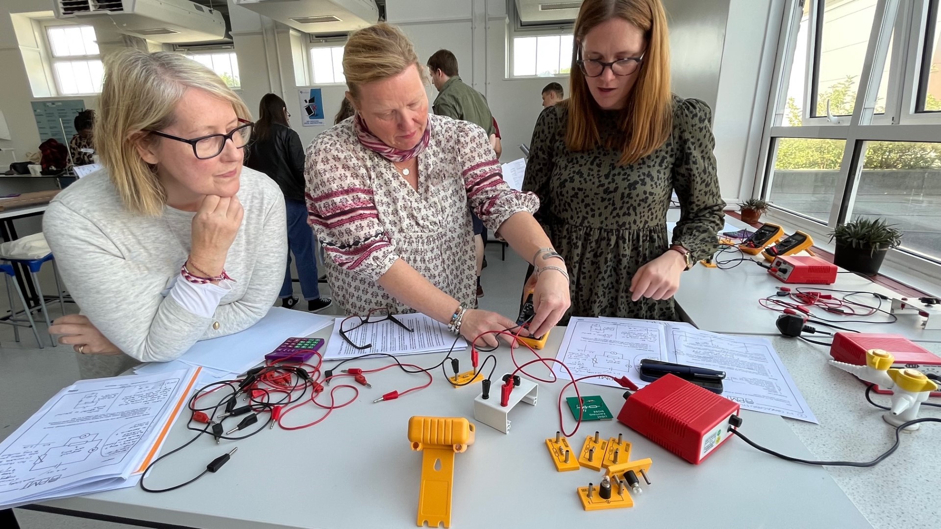 'Electricity' workshop at Sevenoaks School for Thames Gateway Hub