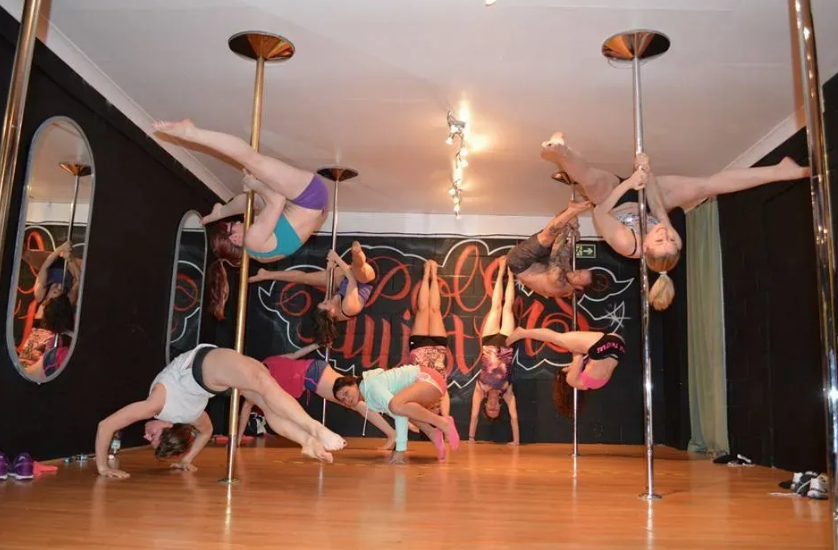 Online Group Pole Classes