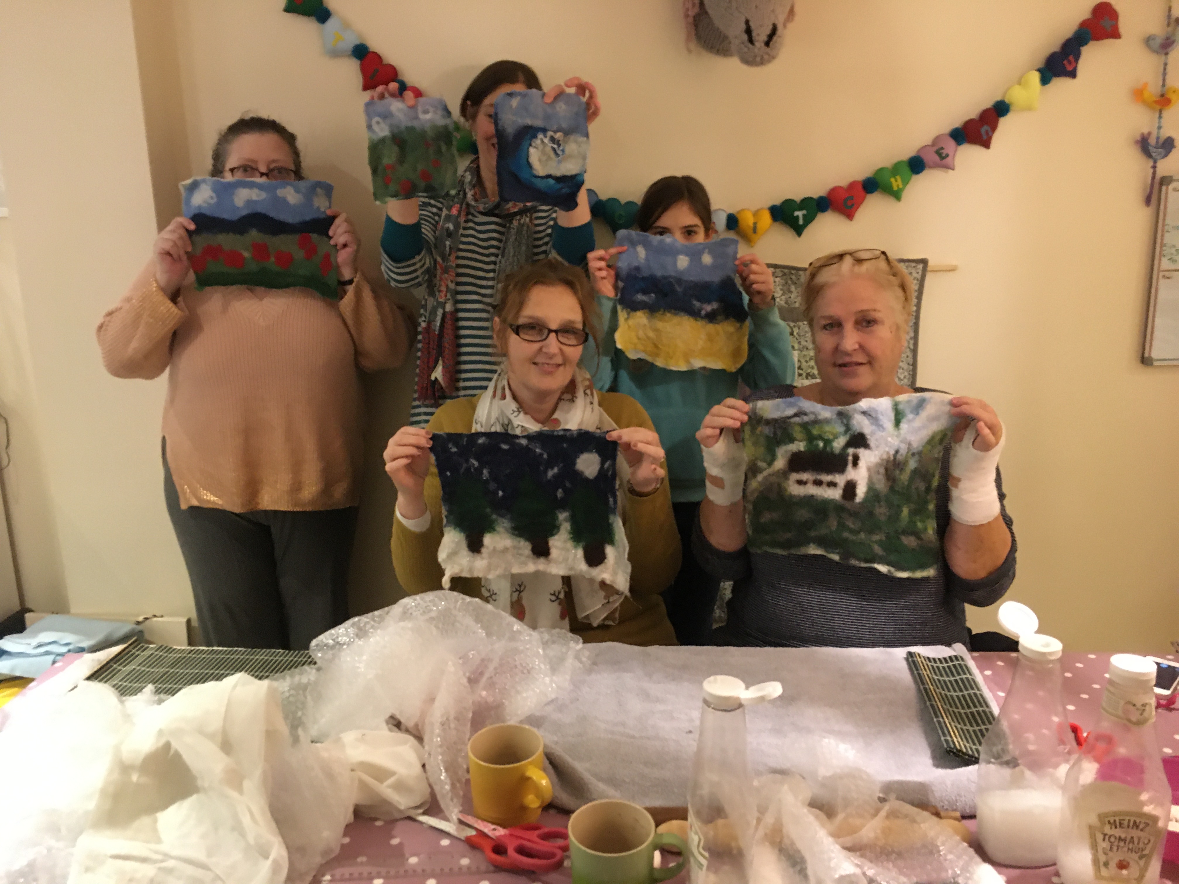 Intro to wet felting - felt picture making