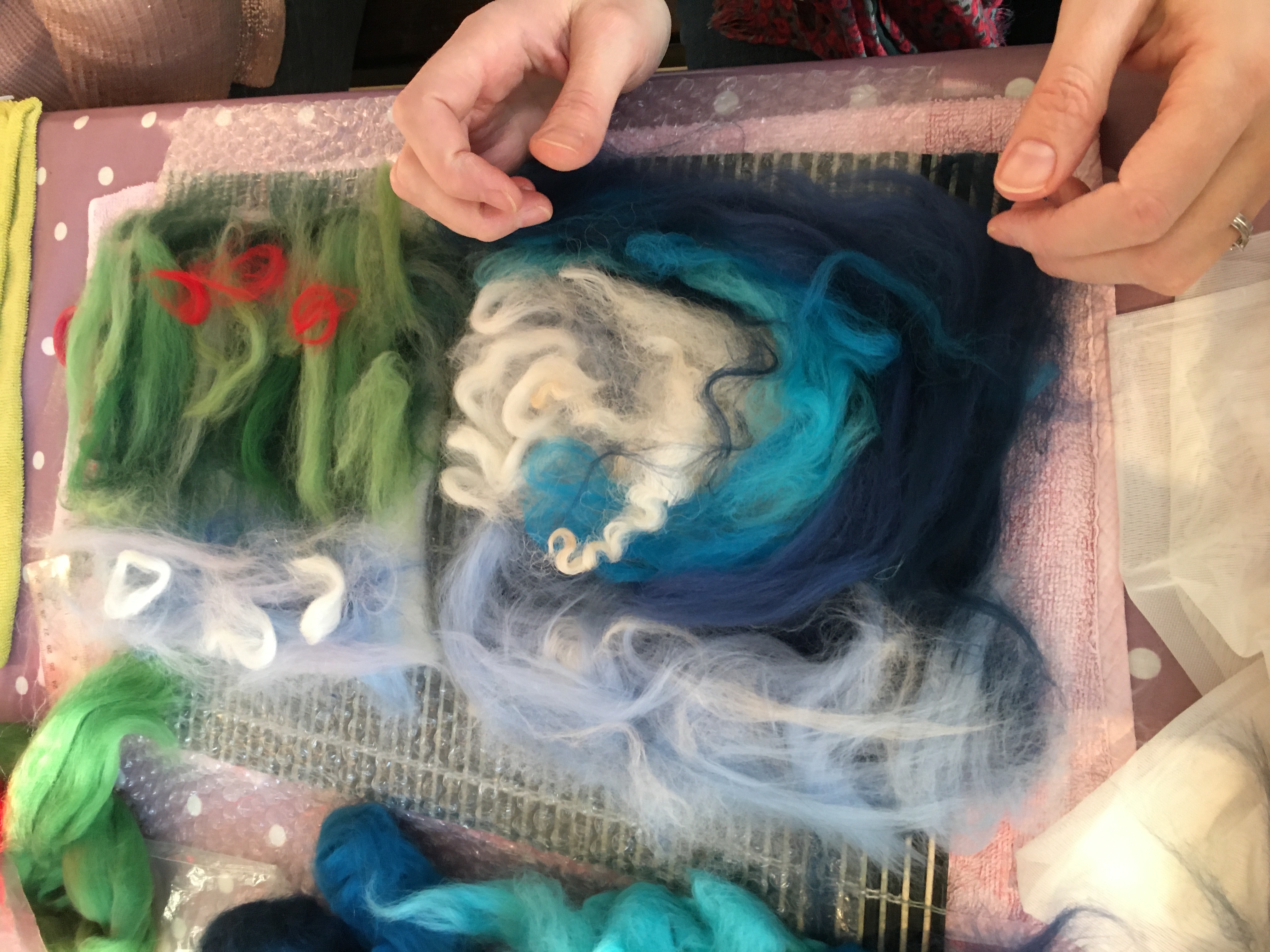 Intro to wet felting - felt picture making