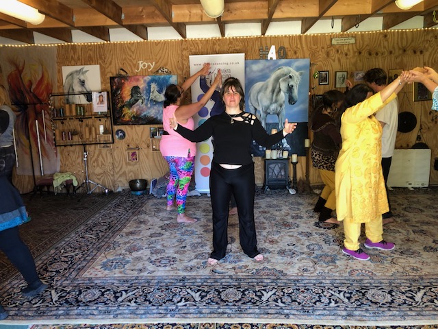 Online Chakra Dance Meditation Class to Celebrate The Solstice